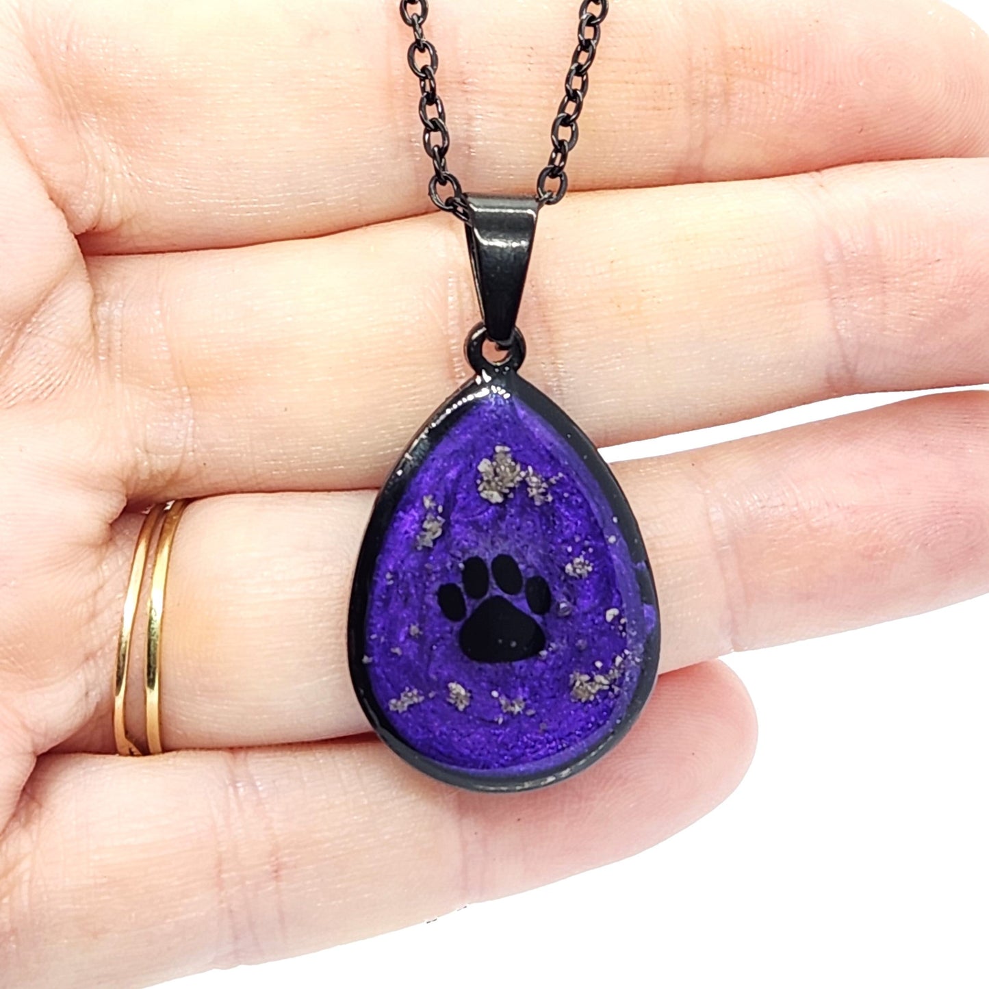 The Paw Print cremation pendant